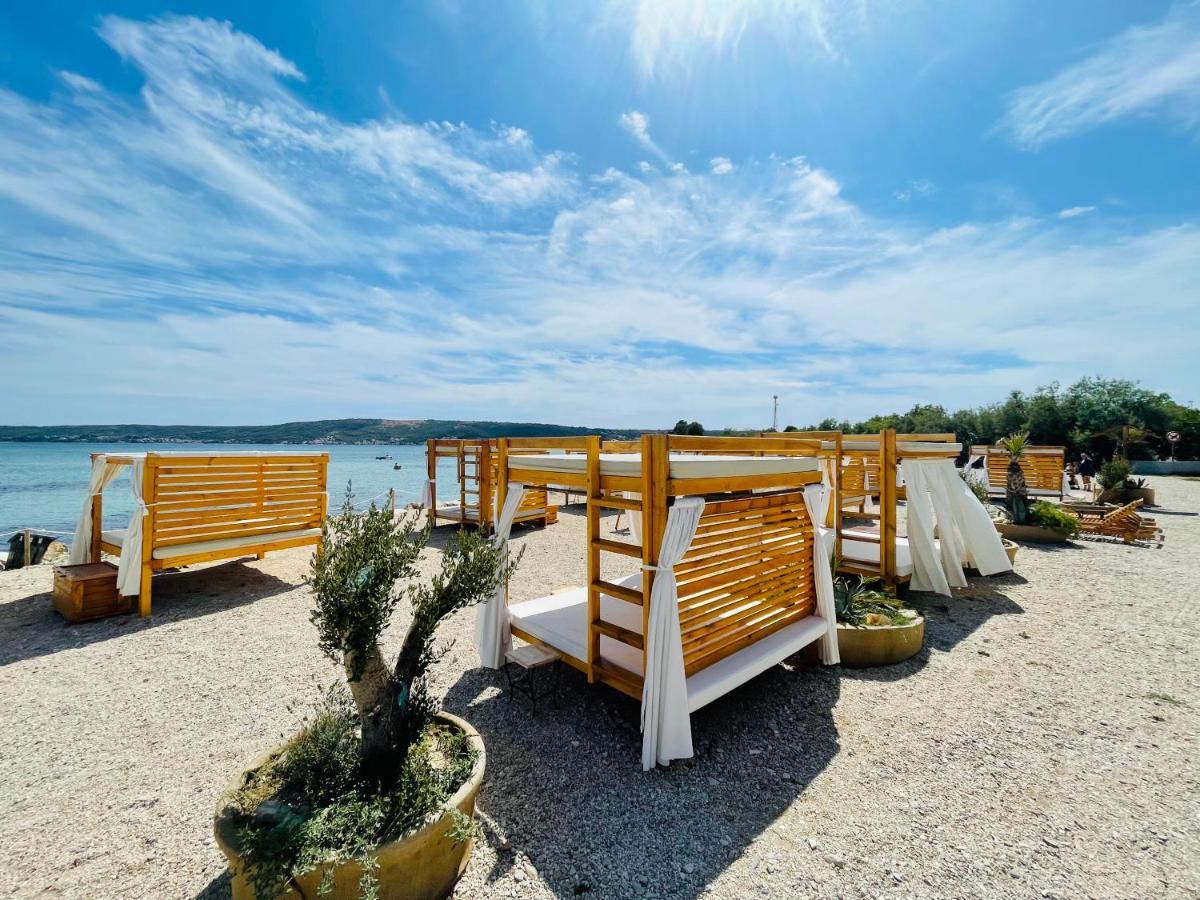 Villa Aurora Каштела Экстерьер фото