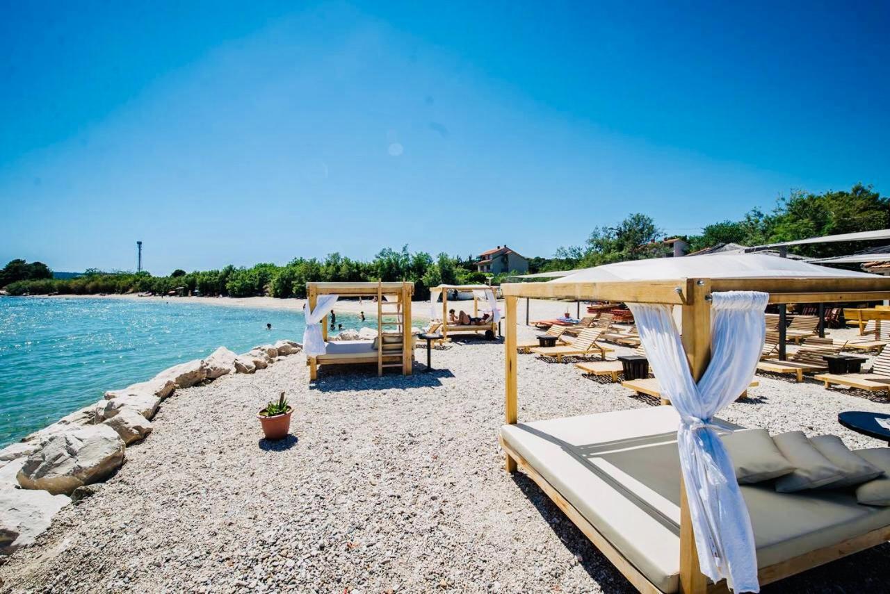 Villa Aurora Каштела Экстерьер фото